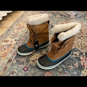 Sorel Carnival Women’s Boots